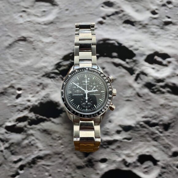 CUSTOM Omega x Swatch MoonSwatch Moon in Metal Case